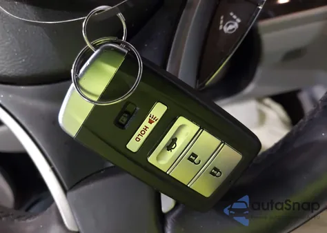 2017 Acura Rlx z USA, uszkodzony, nr VIN JH4KC1F5XHC000248